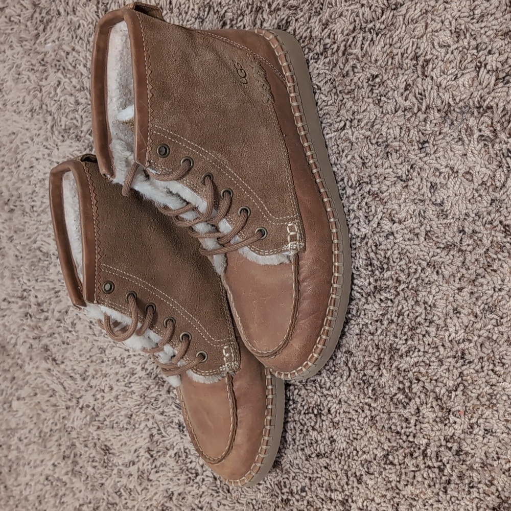 UGG Brown Ankle Boots with White Accents - Picture 2 of 4